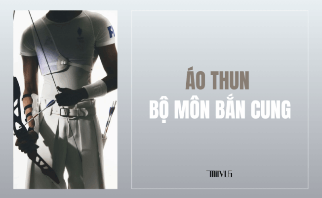 Áo thun thể thao cho bộ môn bắn cung được thiết kế tối ưu giúp người chơi thoải mái khi giương cung, linh hoạt khi thao tác và giữ phong độ trong suốt buổi thi đấu. Với chất liệu co giãn, thoáng khí và form may chuyên dụng, đây là lựa chọn không thể thiếu cho vận động viên và CLB bắn cung chuyên nghiệp lẫn phong trào. Tìm hiểu ngay cách chọn áo chuẩn, mẫu đang được ưa chuộng và nơi mua uy tín!